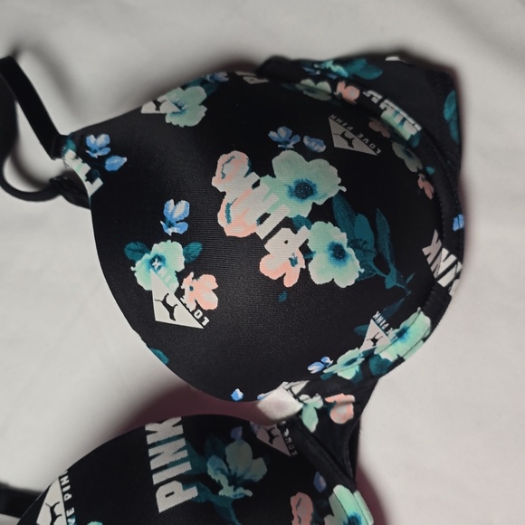 Pink Victoria secret t-shirt lightly lined underwire bra size 34C. - Picture 2 of 7